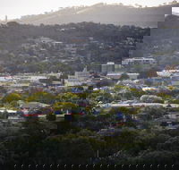 Monument Hill - Accommodation QLD