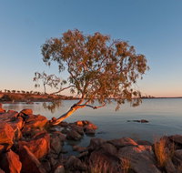 Peery Lake - Accommodation QLD