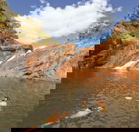 Serpentine - Accommodation QLD