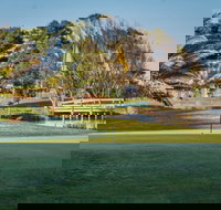 South Lakes Golf Club - Accommodation QLD