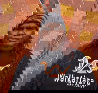 Walkatjara Art - Accommodation QLD