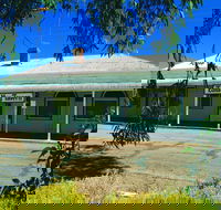 Westonia - Accommodation QLD