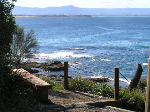 Bass Point Reserve - Accommodation QLD 1