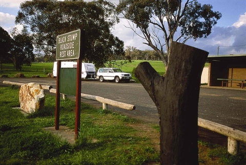 Black Stump Rest Area - Accommodation QLD 0