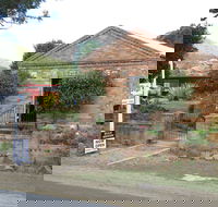 Bligh Museum of Pacific Exploration - Accommodation QLD