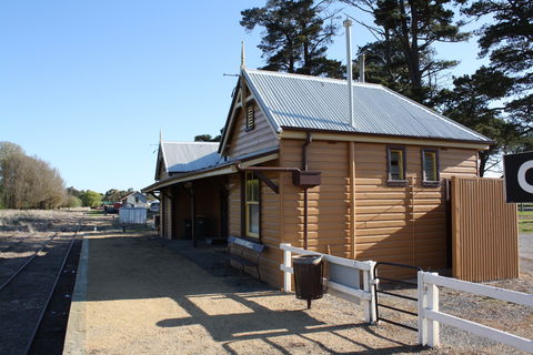 Crookwell Railway Station - Accommodation QLD 1