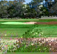 Howlong Golf Resort - Accommodation QLD