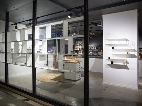 KIN Gallery - Accommodation QLD 0