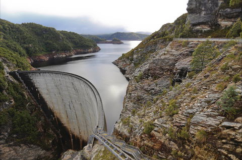 Lake Gordon - Lake Pedder - Strathgordon - Accommodation QLD 1