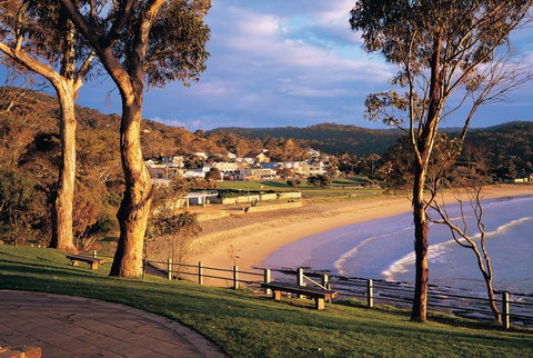 Lorne - Accommodation QLD 0