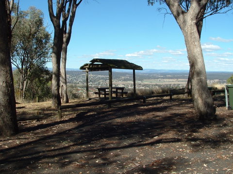 McIlveen Park Lookout - Accommodation QLD 0
