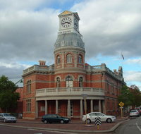 Midland Town Hall - Accommodation QLD