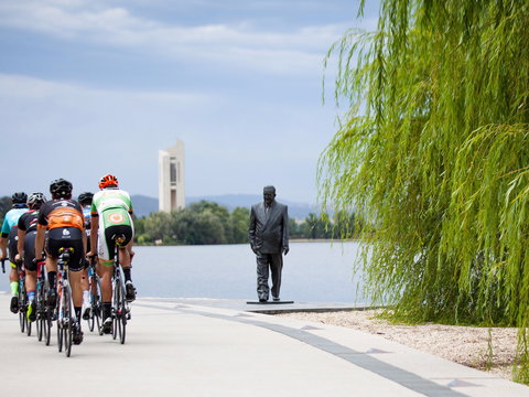 R G Menzies Walk - Accommodation QLD 0