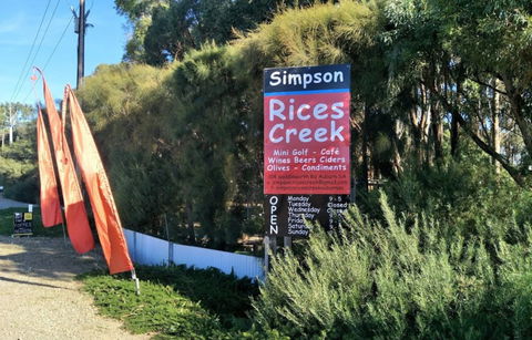 Simpson Rices Creek - Accommodation QLD 0