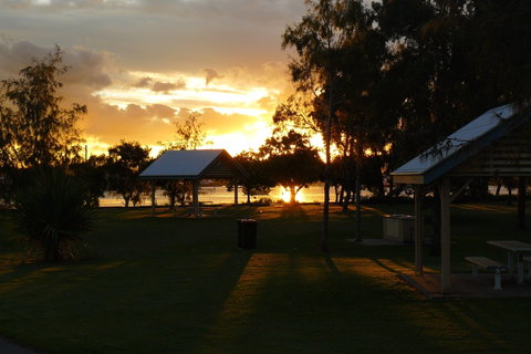 Spinnaker Park - Accommodation QLD 2
