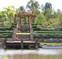 The Bath House Garden - Accommodation QLD