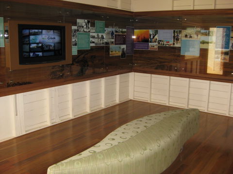 At The Creek Visitor Information Centre - Accommodation QLD 1