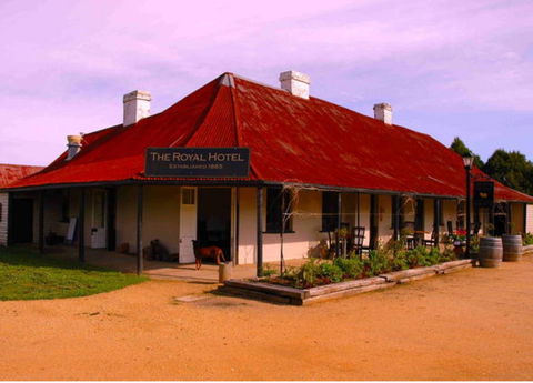 Gundaroo - Accommodation QLD 0