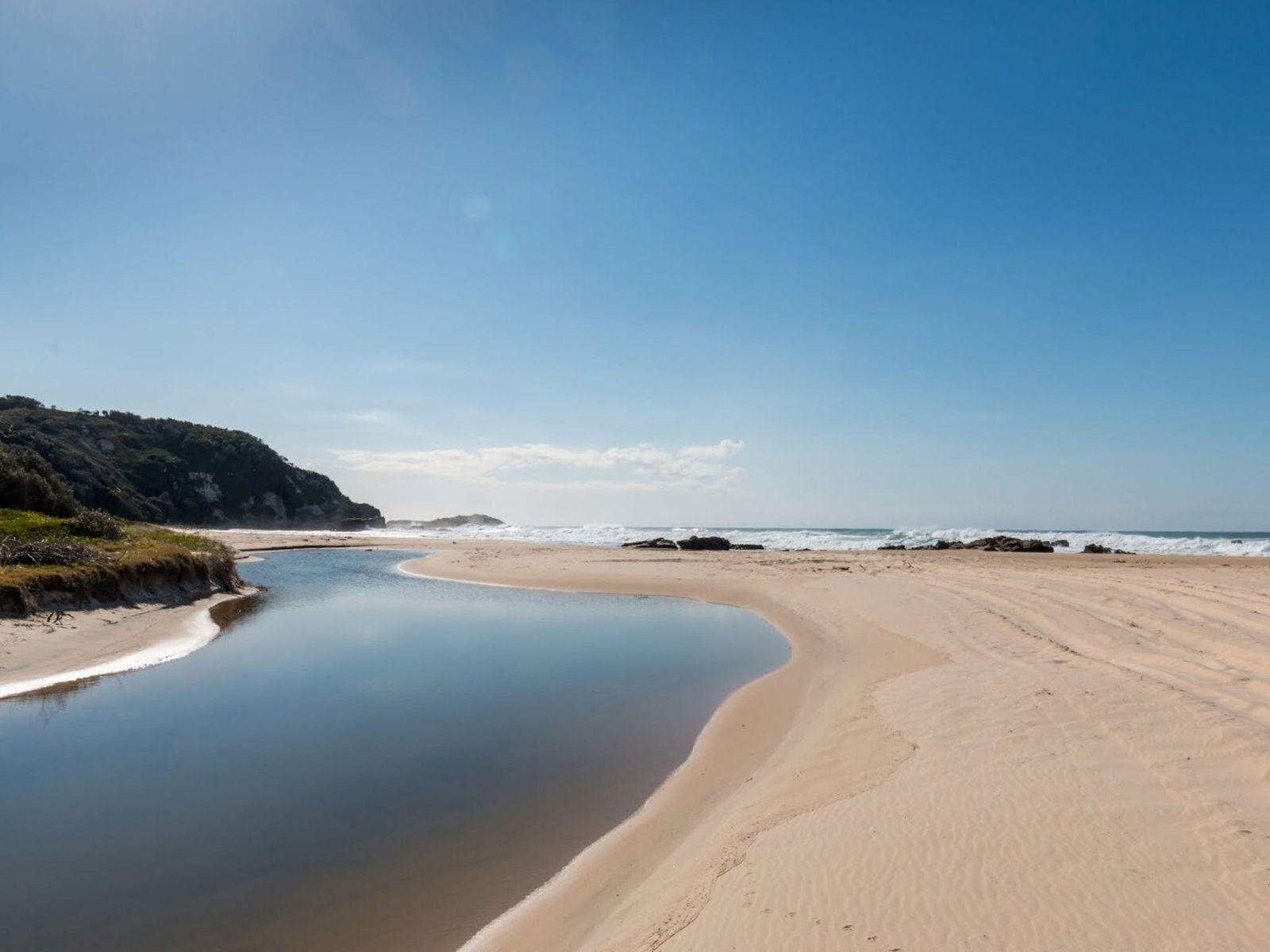 Crowdy Bay National Park NSW Accommodation QLD