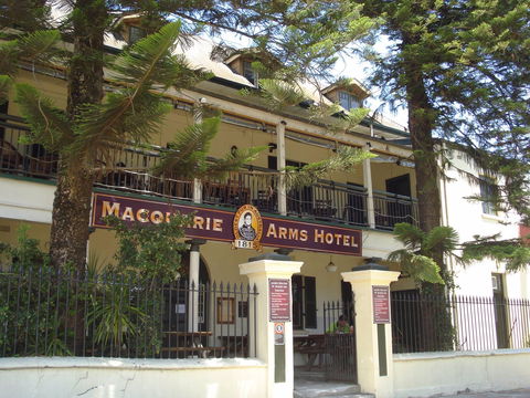 Macquarie Arms Hotel - Accommodation QLD 0