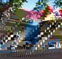 Meeniyan Square - Accommodation QLD