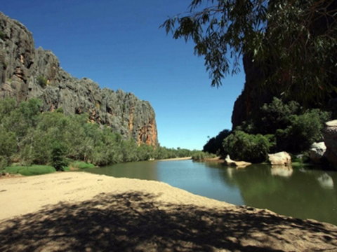 Time Walk, Windjana Gorge National Park - Accommodation QLD 1