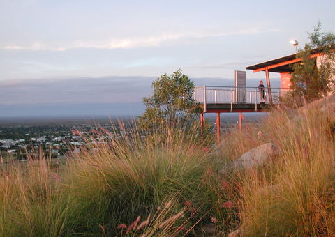 Towers Hill Lookout And Amphitheatre - Accommodation QLD 1