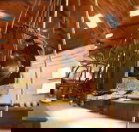 Up-To-Date Store Cultural Precinct - Accommodation QLD