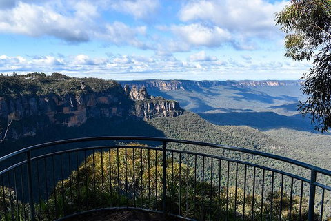 Blue Mountains Vintage Cadillac Tour With Local Guide - Accommodation QLD 1
