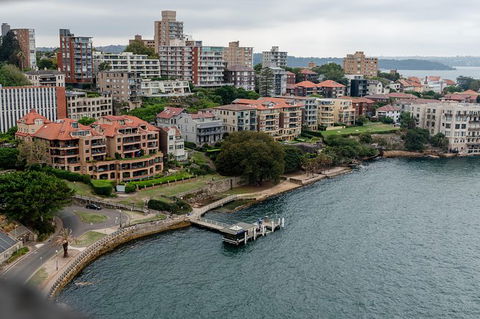 Lonely Planet: Highlights & Hidden Gems Of Sydney With A Local Guide - Accommodation QLD 5