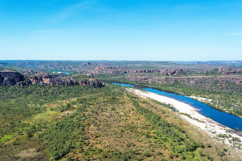Jabiru 60 Minute Scenic Flight - Accommodation QLD 1