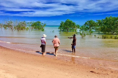 Gay-Wu Woman\'s 5 Day Yolngu Homeland Tour - Accommodation QLD 6