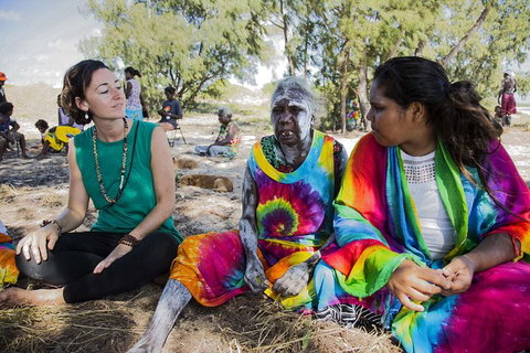 Gay-Wu Woman\'s 5 Day Yolngu Homeland Tour - Accommodation QLD 5