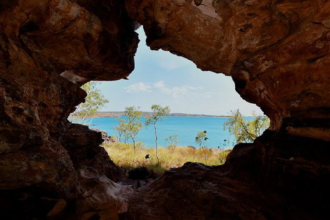 Groote Eylandt Tour: Hanging Rock Cave Paintings - Accommodation QLD 4