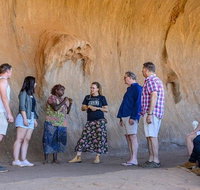 Discover Uluru Aboriginal Art  Culture 4.5 Hours Tour - Accommodation QLD