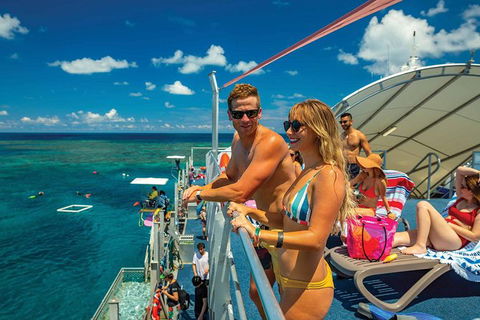 Outer Reef Pontoon Experience From Cairns - Accommodation QLD 7