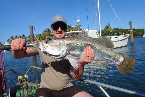 Out N About Sportfishing For Share And Private Charters On Reef And Estuary - Accommodation QLD 2