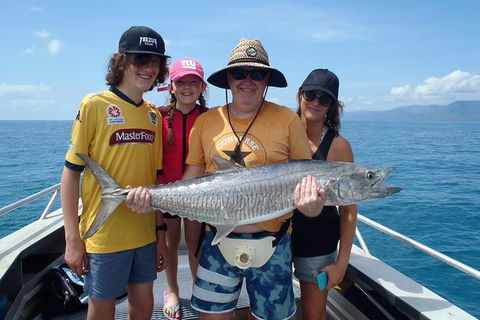 Out N About Sportfishing For Share And Private Charters On Reef And Estuary - Accommodation QLD 8