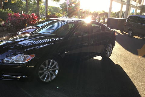 Jaguar Limousine Transfer Cairns Airport To City Or Return - Accommodation QLD 6