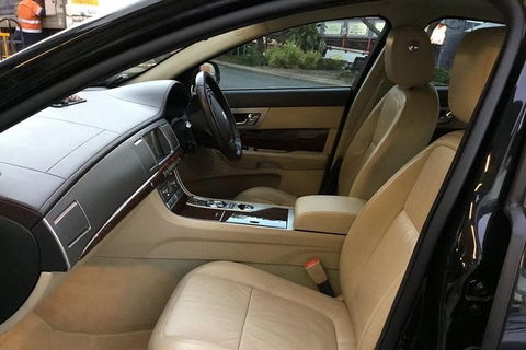 Jaguar Limousine Transfer Cairns Airport To City Or Return - Accommodation QLD 7