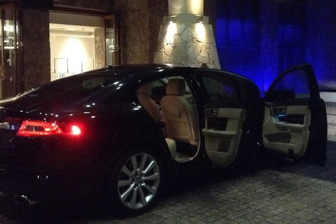 Jaguar Limousine Transfer Cairns Airport To Palm Cove - Accommodation QLD 2