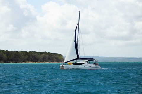 Bareboat Hire - Cattitude 7 Nights - Accommodation QLD 3