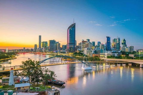 Brisbane Airport Transfers : Brisbane To Brisbane Airport BNE In Luxury Car - Accommodation QLD 6