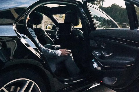 Arrival Private Transfers: Adelaide Airport ADL To Adelaide In Business Car - Accommodation QLD 4