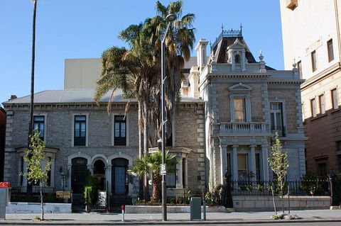 Departure Private Transfers: Adelaide To Adelaide Airport ADL In Luxury Van - Accommodation QLD 3