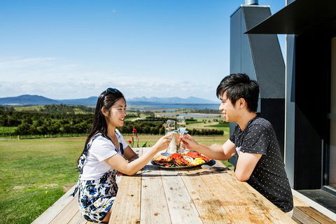 All Inclusive Wine Tour Up The Derwent Valley Hobart: Local Wines & Cheeses - Accommodation QLD 0
