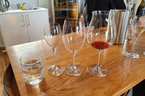 All Inclusive Wine Tour Up The Derwent Valley Hobart: Local Wines & Cheeses - Accommodation QLD 5
