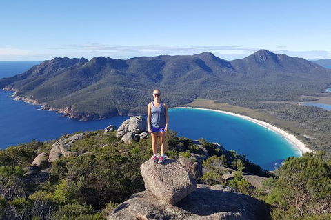 4-Day Fabulous Tasmania Tour: Wineglass Bay, Port Arthur, Devils & Bruny Island - Accommodation QLD 0