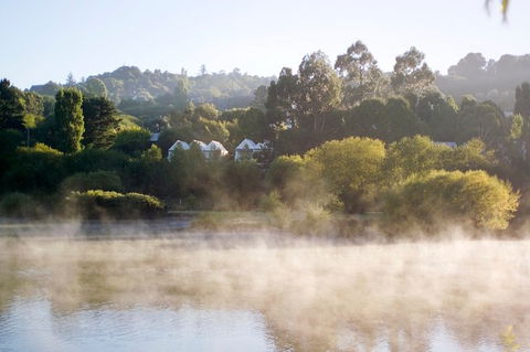 2-Day Private Daylesford & Macedon Ranges Gourmet Food Trail Tour From Melbourne - Accommodation QLD 0