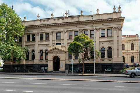 Lonely Planet Experiences: Alternative Melbourne Fitzroy Area Tour - Accommodation QLD 1